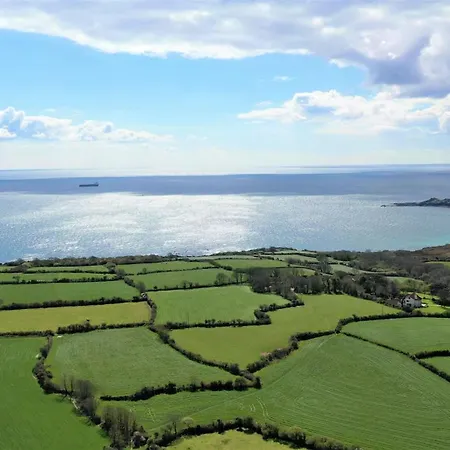 Cedarwood Holidays * Truro
